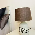 Tu A Un Paso Del Centro By Mo * Málaga